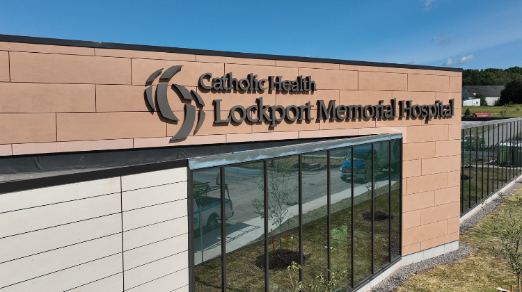 Lockport Memorial Hospital Exterior
